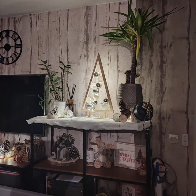 Sapin de noël design en
  hêtre (version1) — photo 2