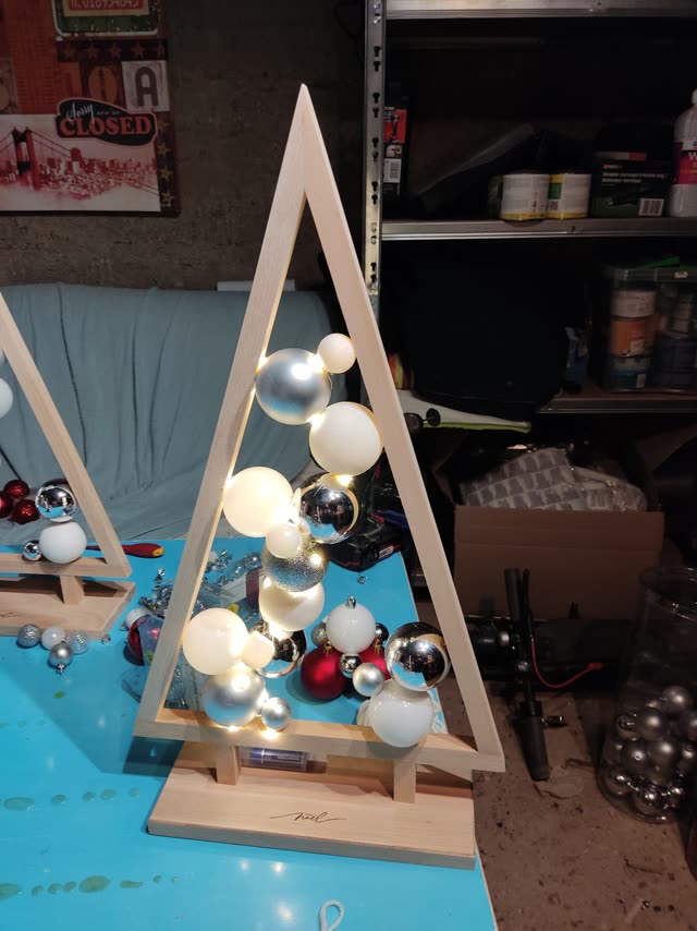 Sapin de noël design en
  hêtre (version1) — photo 3
