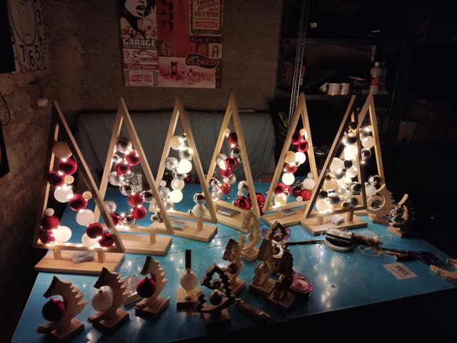 Sapin de noël design en
  hêtre (version1) — photo 7