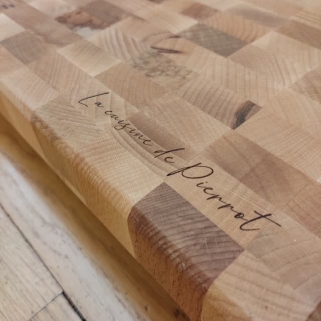 Planche de découpe avec bac inox intégré — photo 4