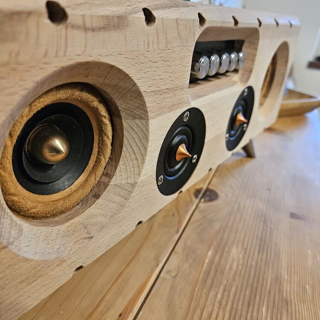 Enceinte bluetooth style aviator — photo 2