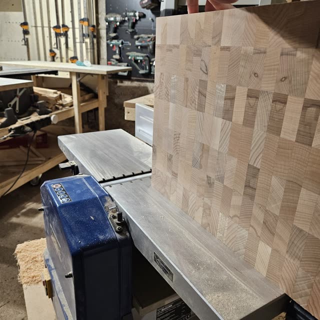 Planche en bois de bout Hêtre grand
  format — photo 20