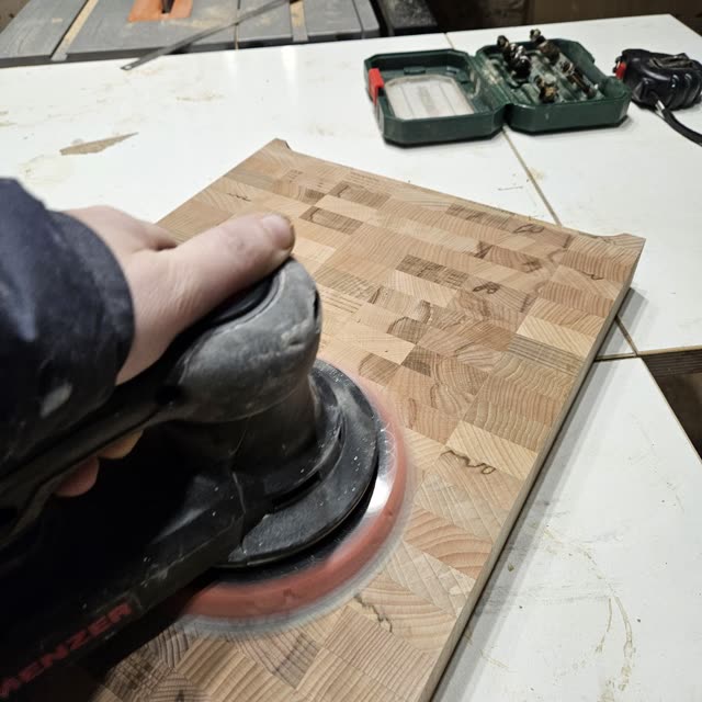 Planche en bois de bout Hêtre grand
  format — photo 22