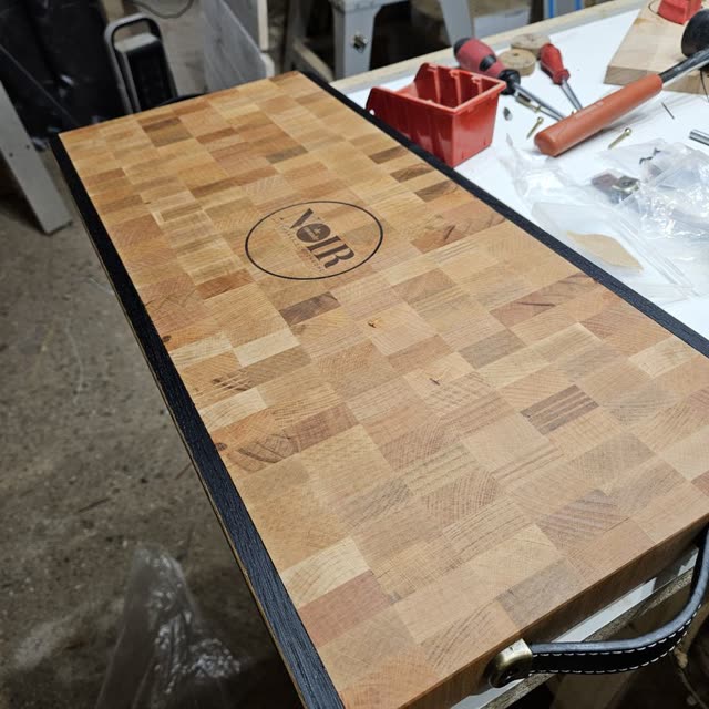 Planche Bicolor en bois de bout
  Hêtre et Chêne — photo 6