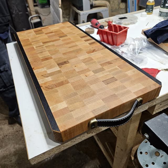 Planche Bicolor en bois de bout
  Hêtre et Chêne — photo 7