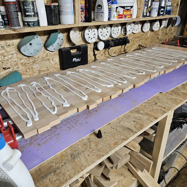Planche Bicolor en bois de bout
  Hêtre et Chêne — photo 9