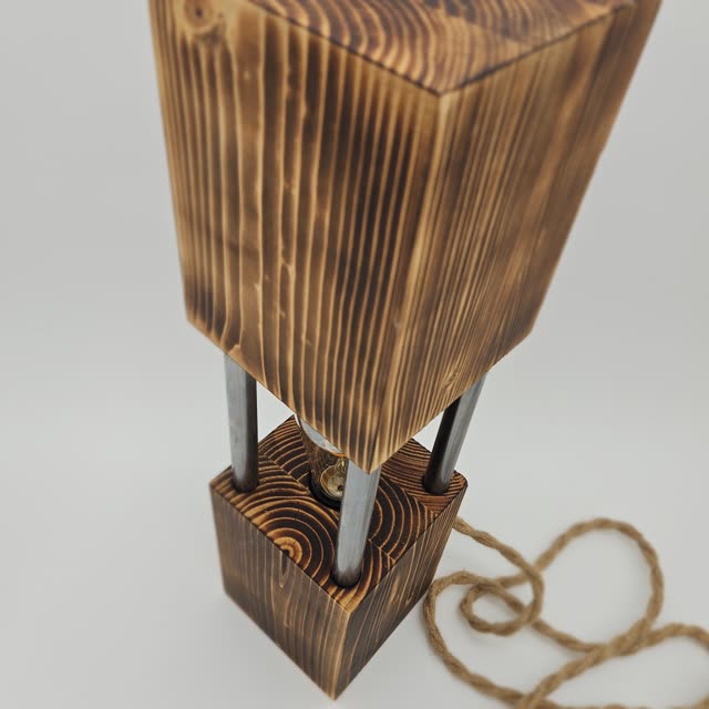 Lampe bois & métal — photo 2
