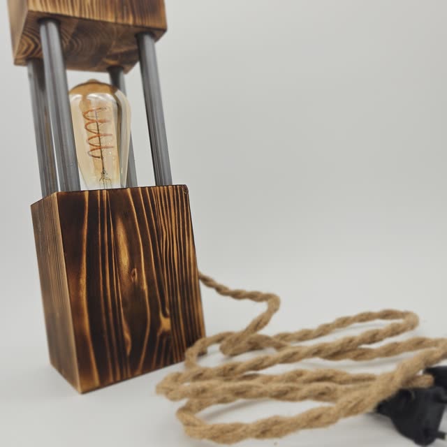 Lampe bois & métal — photo 8