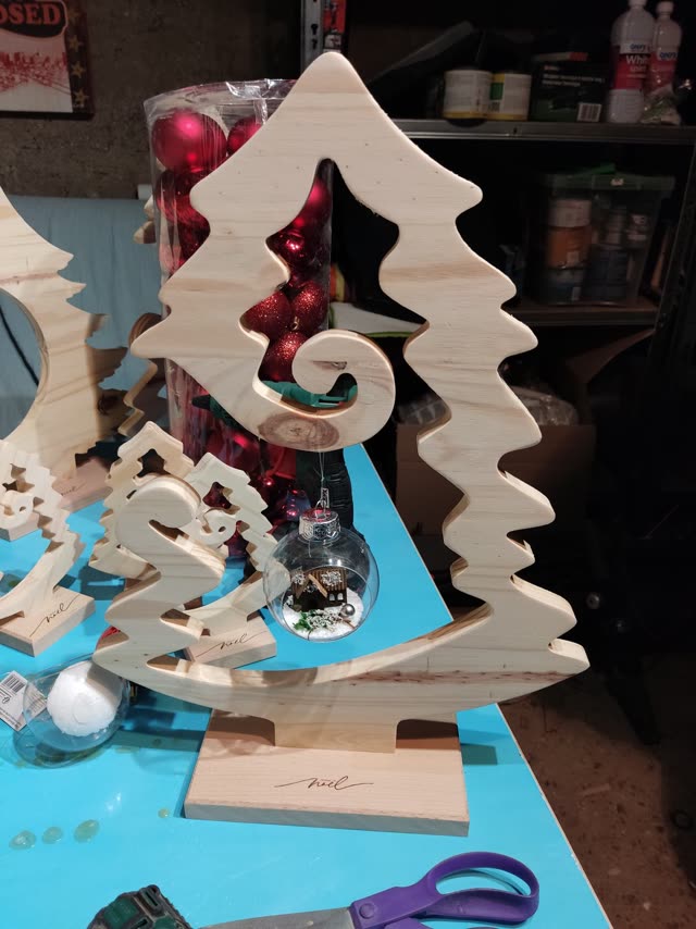 Grand sapin de noël en sapin (version 1) — photo 2